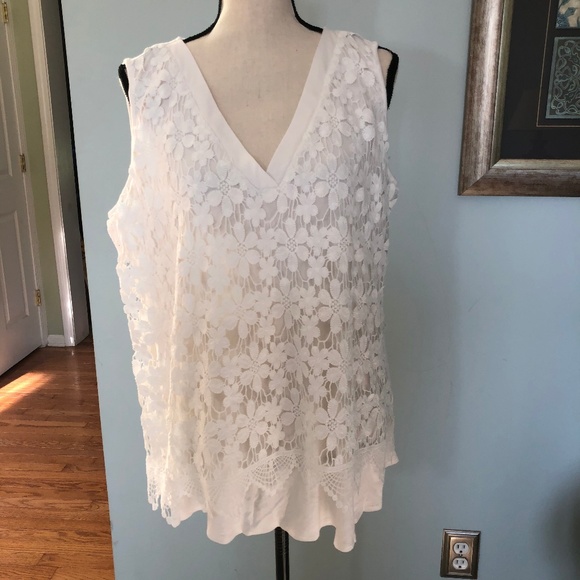 WOW WOW WOW Crochet Front Tank - Picture 1 of 6